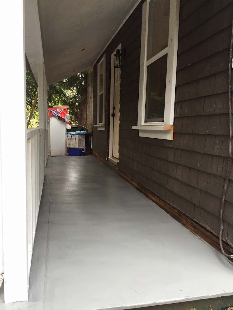 front-porch-farmhouse